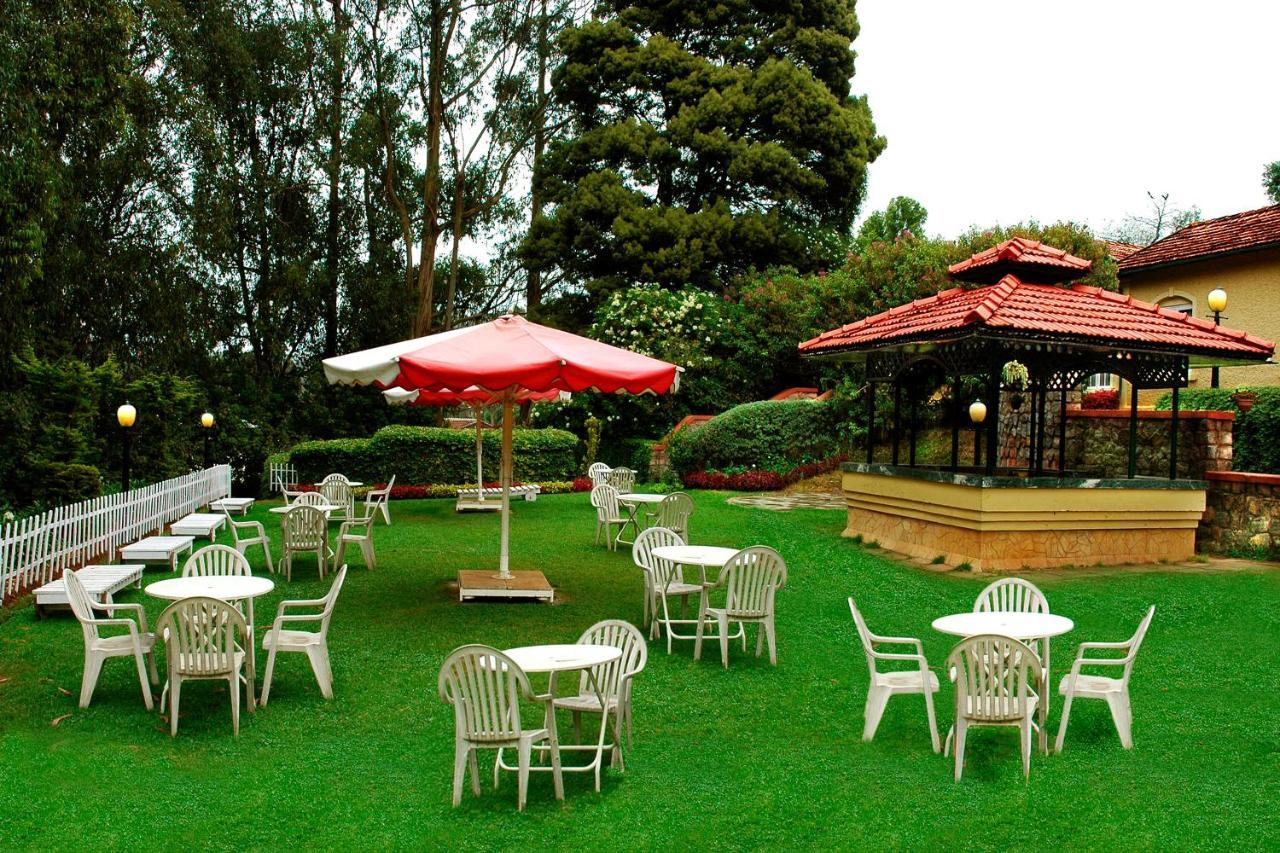 Fortune Resort Sullivan Court, Ooty - Member Itc Hotels' Group Exteriör bild