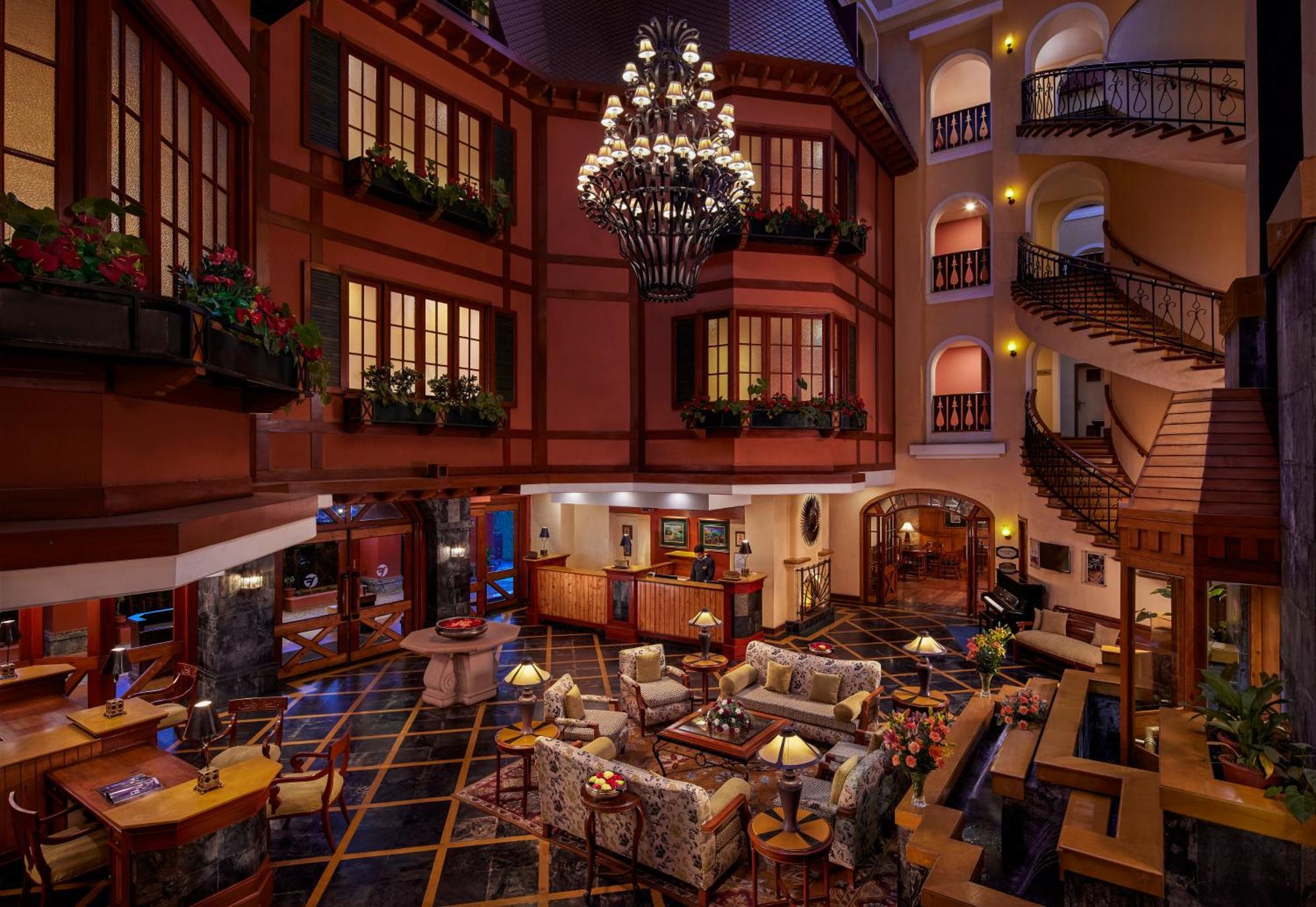 Fortune Resort Sullivan Court, Ooty - Member Itc Hotels' Group Exteriör bild