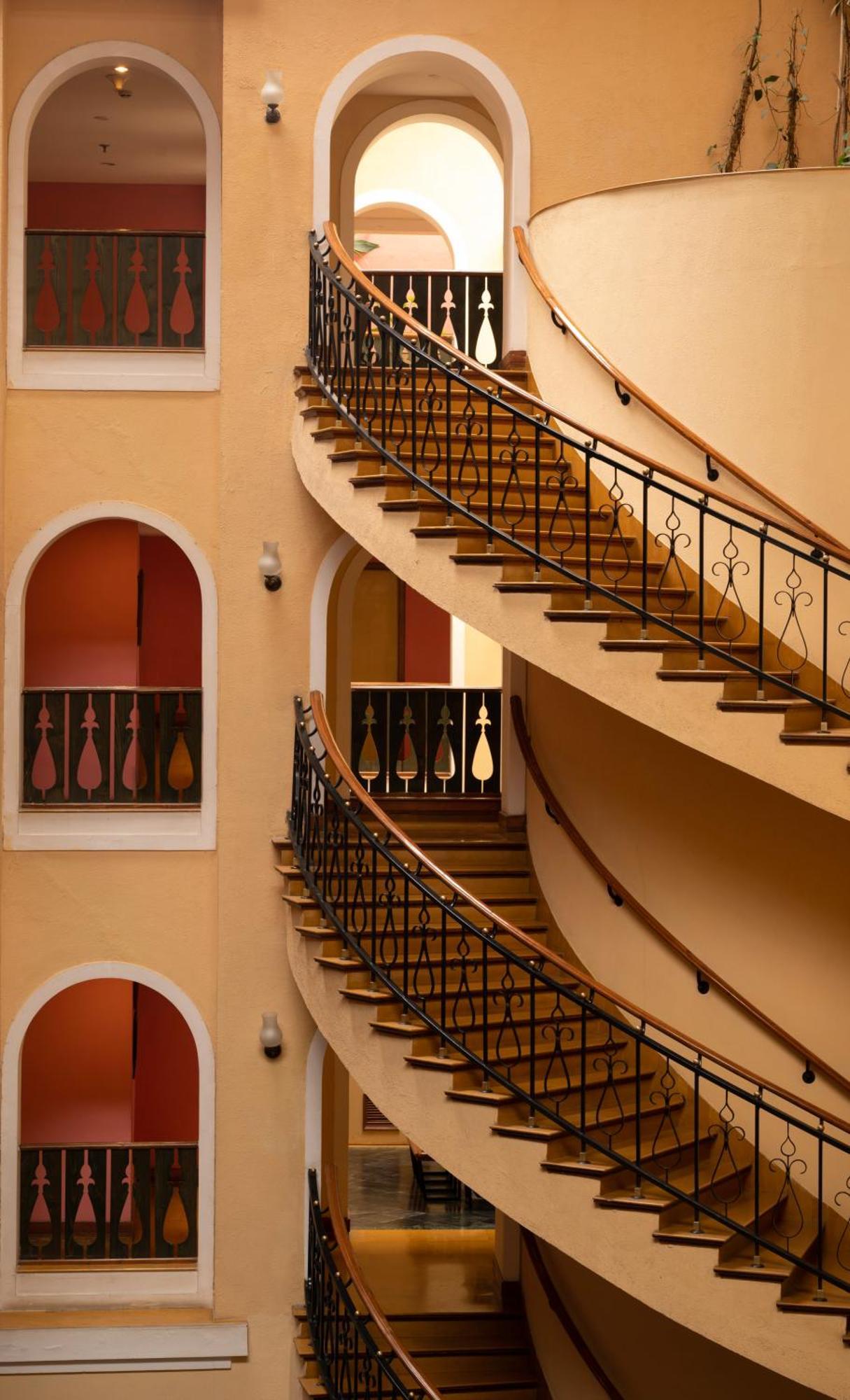 Fortune Resort Sullivan Court, Ooty - Member Itc Hotels' Group Exteriör bild