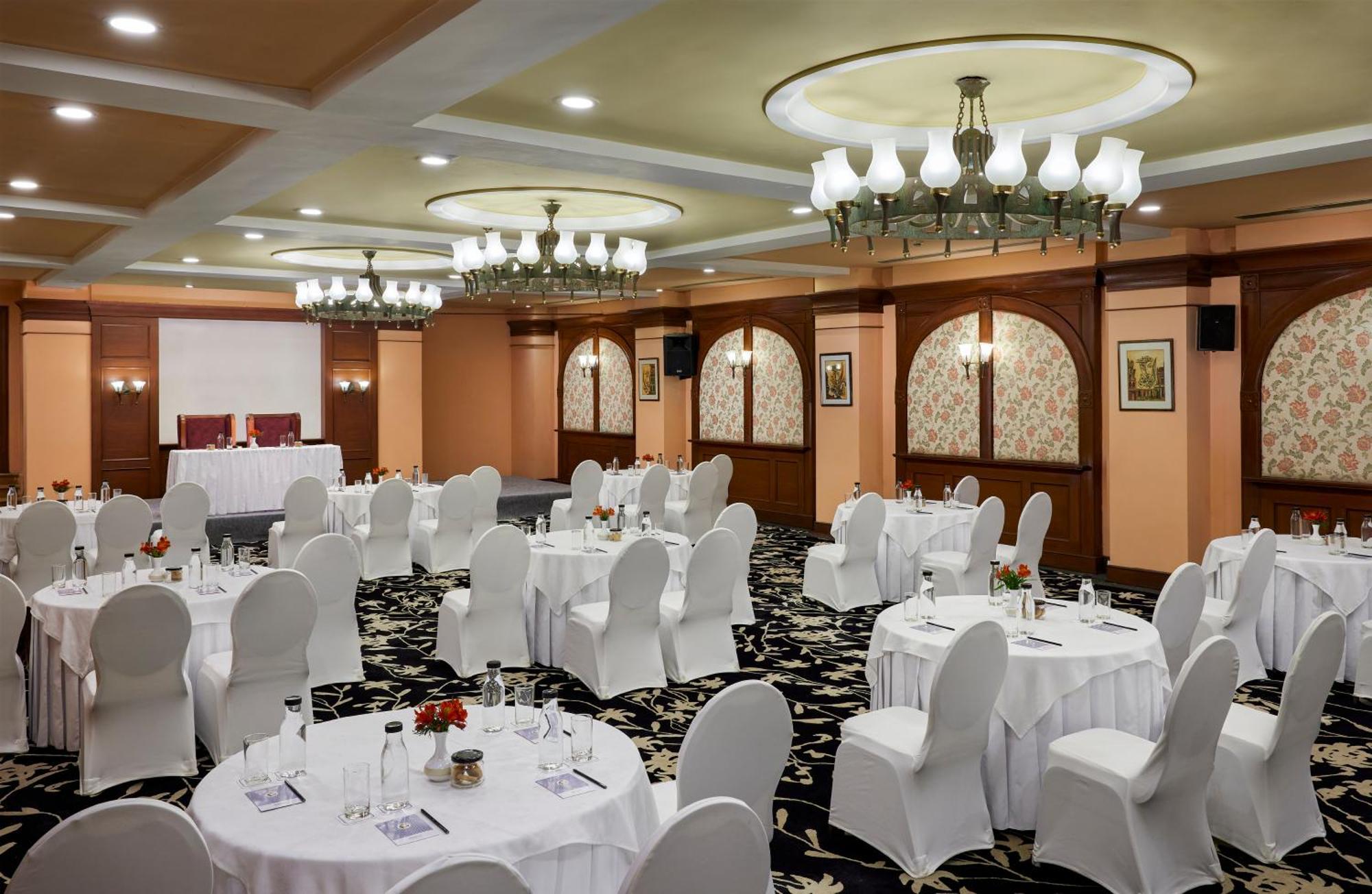 Fortune Resort Sullivan Court, Ooty - Member Itc Hotels' Group Exteriör bild